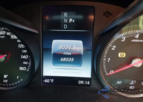 2017 Mercedes-Benz C 300 из США, поврежденный, VIN 55SWF4JB6HU199163